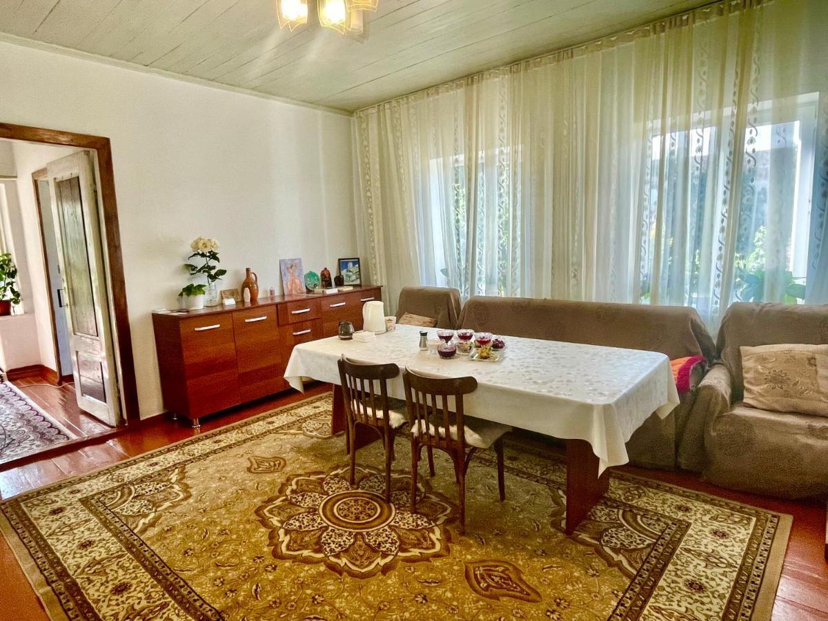 Gulnara Guest House Ysyk-Köl Εξωτερικό φωτογραφία